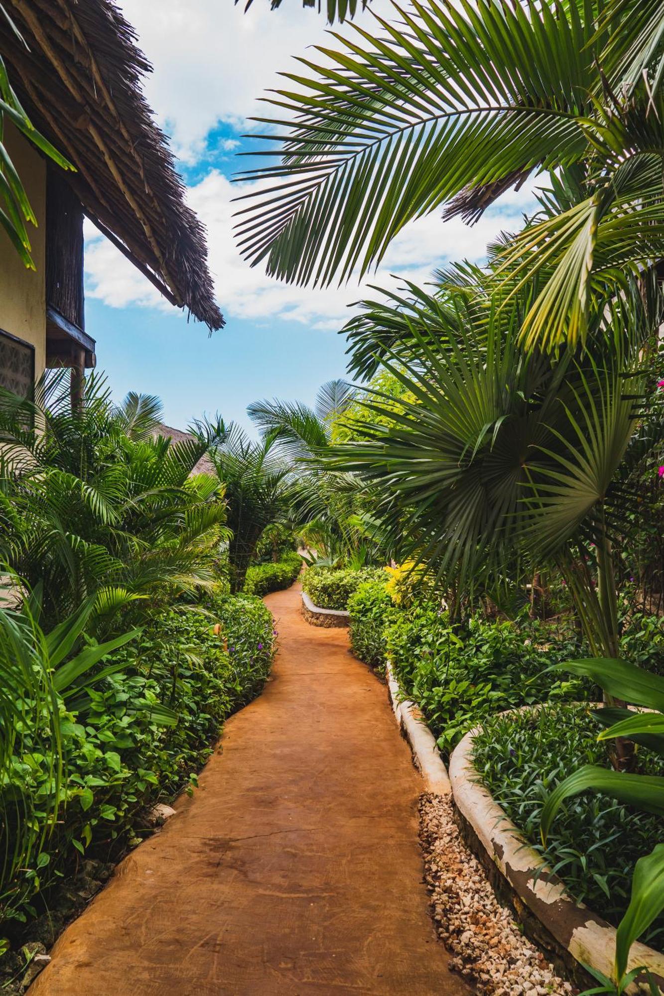 Sunshine Bay Hotel Zanzibar Матемве Экстерьер фото